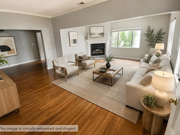 4557 Edgeware Rd — Photo 3