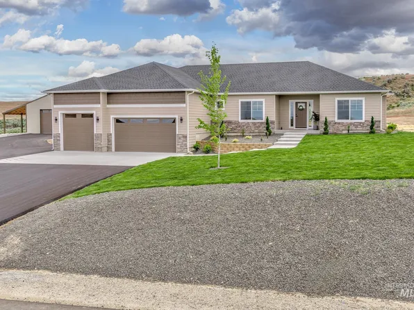 3201 Flight Deck Dr, New Plymouth, ID 83655