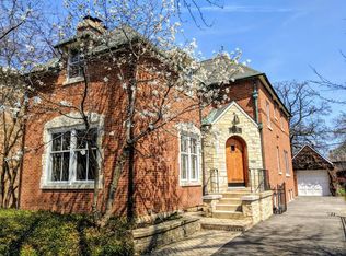 5807 N Whipple St, Chicago, IL