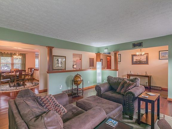 MLS-Living Room2
