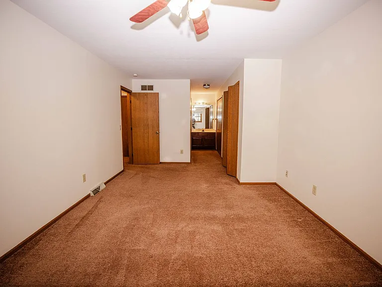 4208 Foxfire Ct — Photo 12
