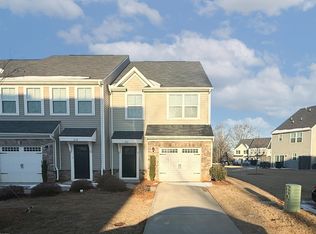 212 Hipps Crossing Dr, Simpsonville, SC 29680