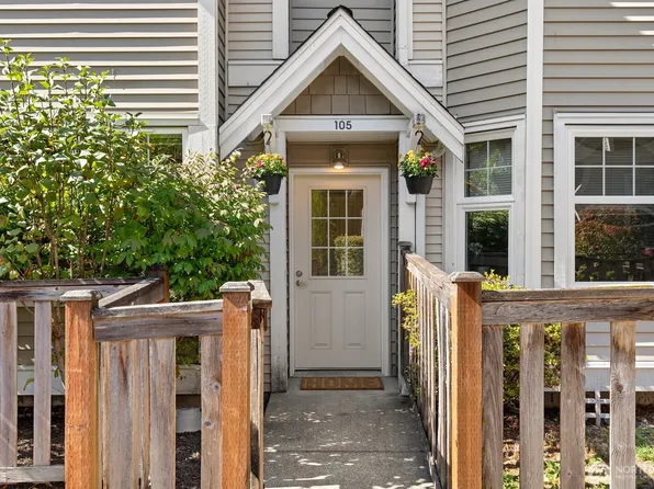 16418 NE 91st Street #105, Redmond, WA 98052