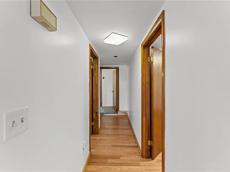 150 Wolcott Ave #A — Photo 9