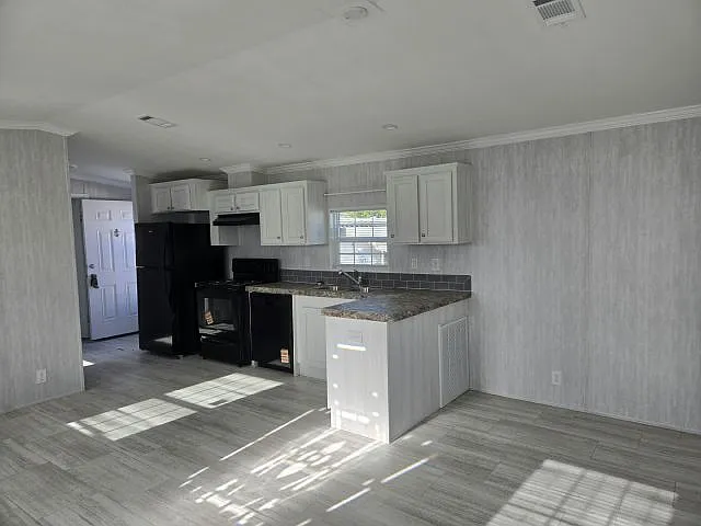 4125 Park St N #712 — Photo 2