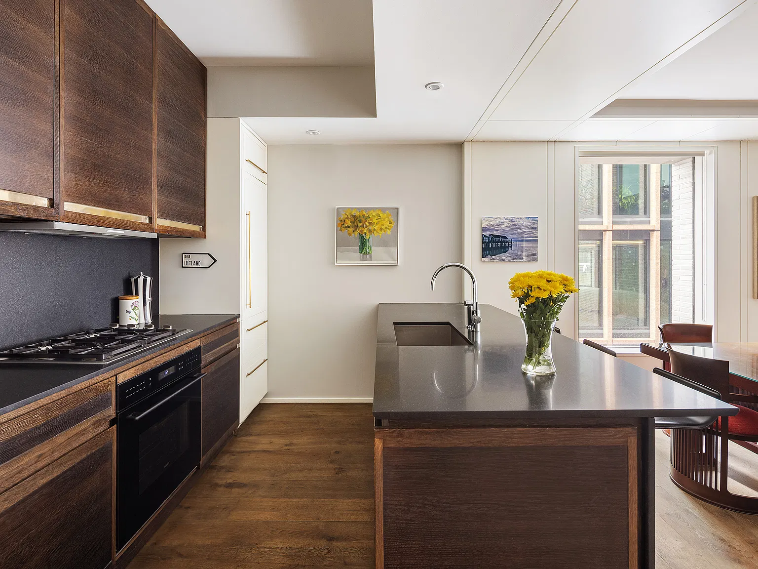 345 West 14th Street — Photo 4