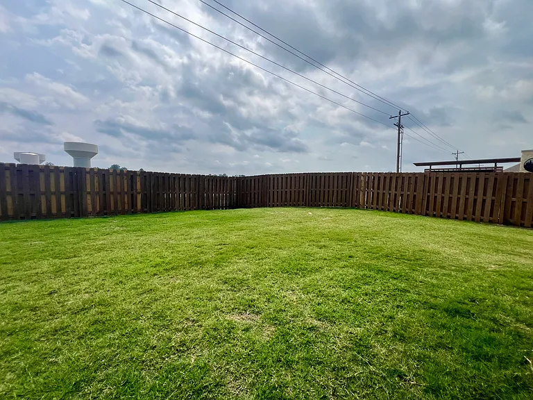 2350 Cameo Ln — Photo 22