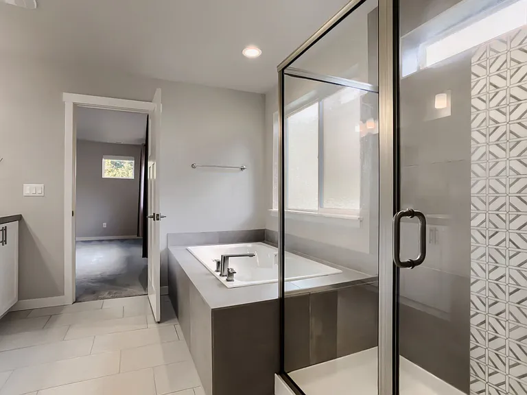 8516 SW Hamilton Ter — Photo 16