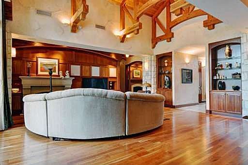 5th image of 2049 Dove Creek Ct