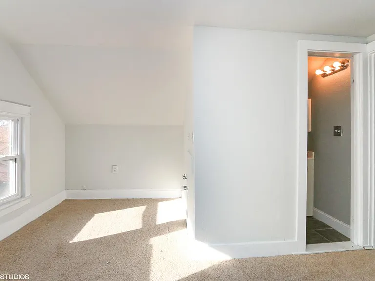 3726 Jefferson St — Photo 13
