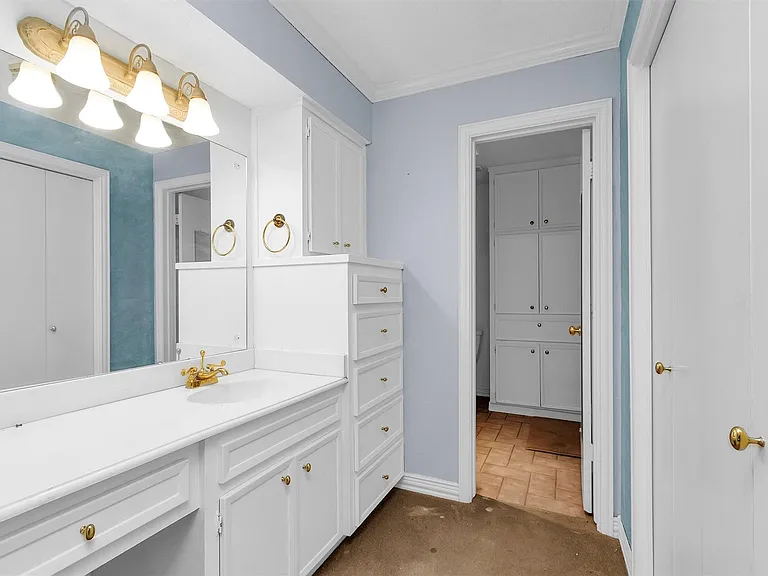 11634 Southlake Dr — Photo 25