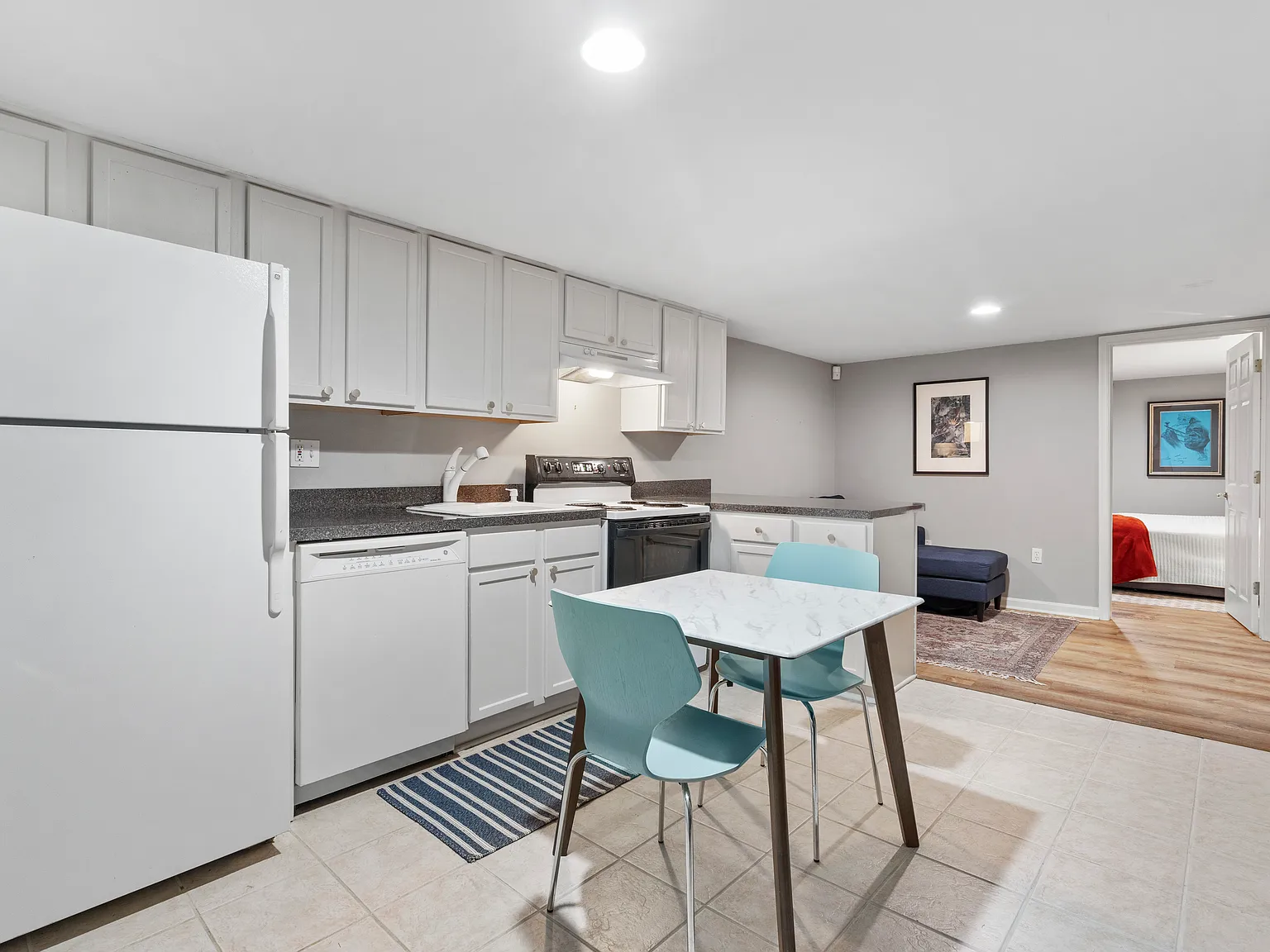 1 bed, 500 sqft, $1,750 — Photo 2