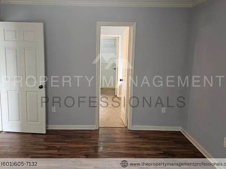 121 Cherry Laurel Cir — Photo 14