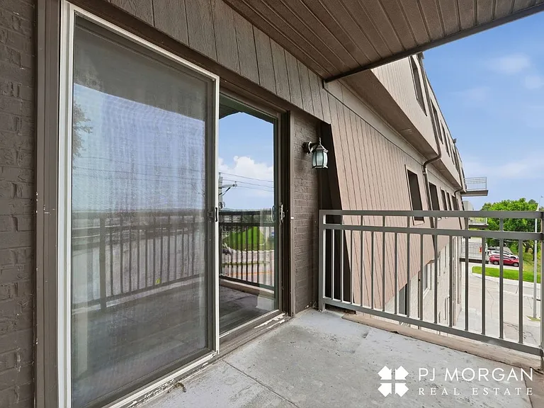 Mill Pointe — Photo 99