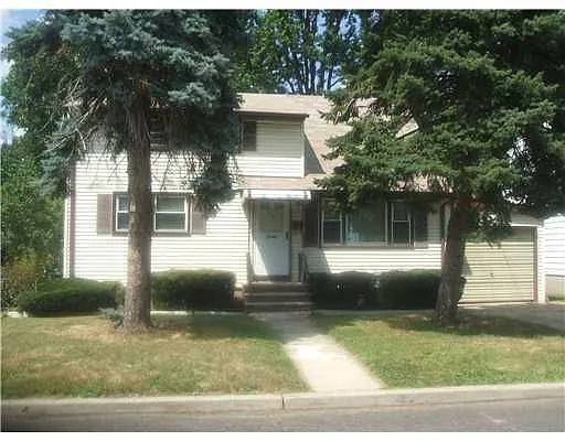 7 Glencove Ave photo 1