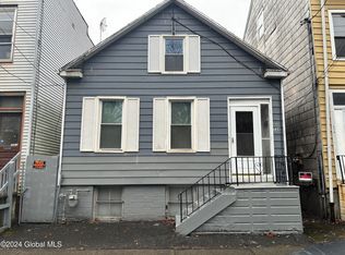 526 3rd St, Albany, NY 12206