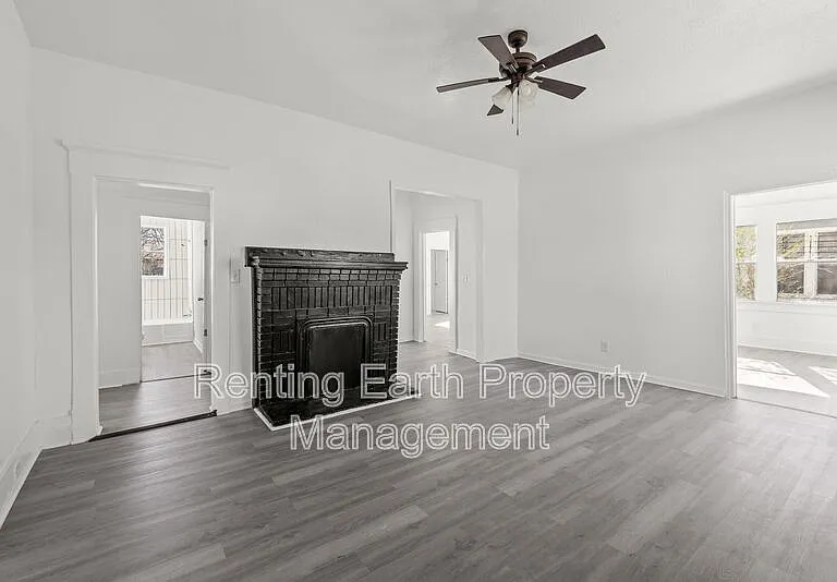 1217 Fulton Ave — Photo 12