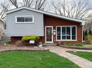 563 Coolidge Ave, Glen Ellyn, IL