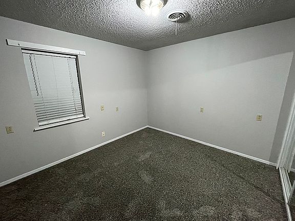 3rd image of 111 N Wilhelm Ave