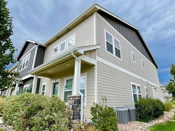 2nd image of 1688 Grand Ave #6