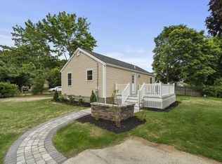 555 Careswell St, Marshfield, MA 02050