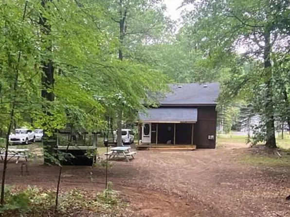 6678 James Rd, Caseville, MI 48725