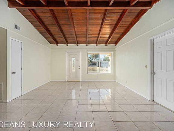 4th image of 103 Essex Dr