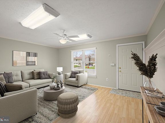 2nd image of 8151 Harvest Ct