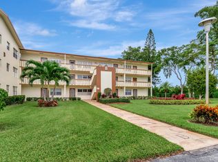 68 Mansfield Dr #B, Boca Raton, FL 33434