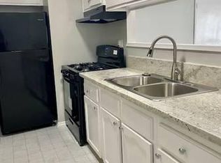 300 Newland St APT 16, Los Angeles, CA 90042