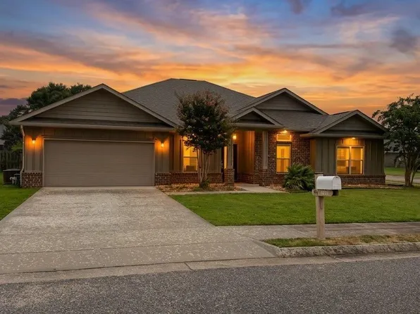 1521 Woodlawn Way, Gulf Breeze, FL 32563