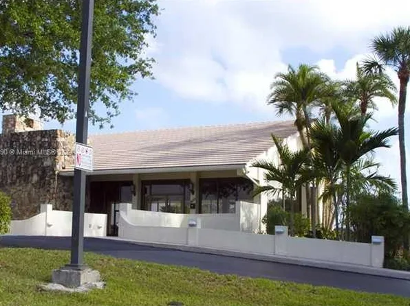 8137 SW 83rd Pl #8137, Miami, FL 33143