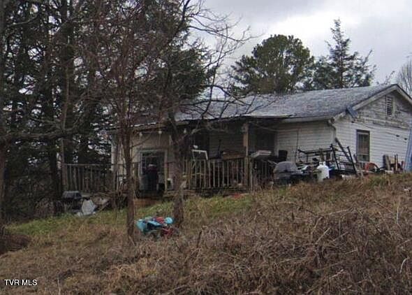 2nd image of 284 Spice Hollow Rd