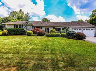 6 Garfield Ct, Dayton, NJ 08810