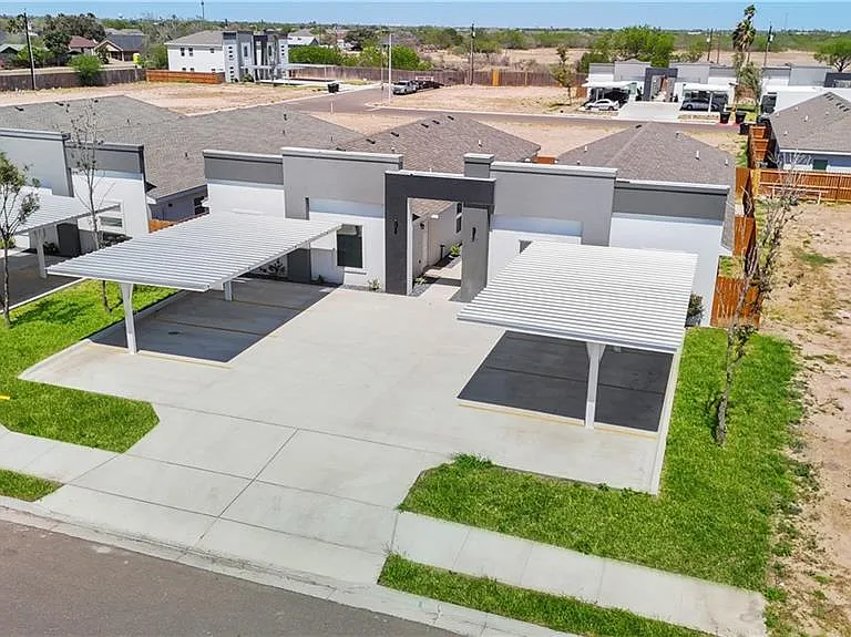 307 W Campeche Ave #3 — Photo 12