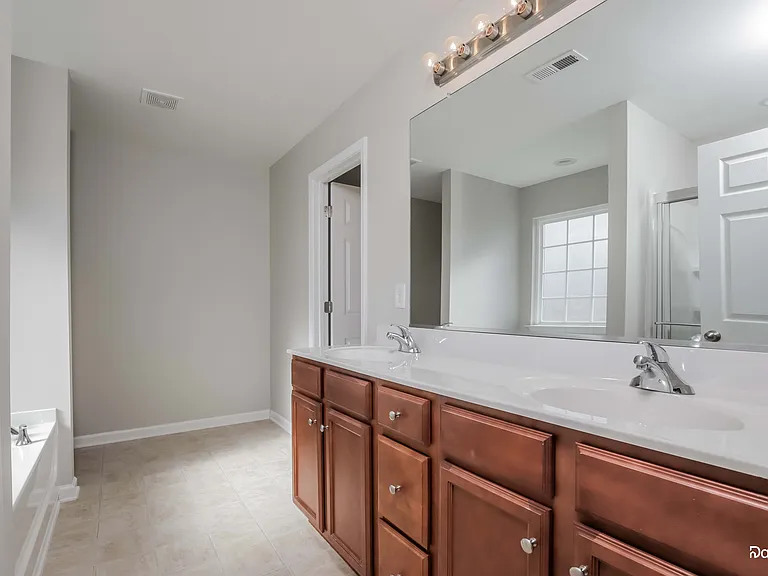 186 Sunflower Ct — Photo 9