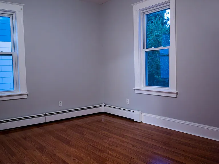 29 Curtin Ave #2 — Photo 17