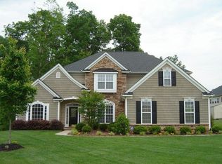 2002 Ptarmigan Ct, Waxhaw, NC 28173