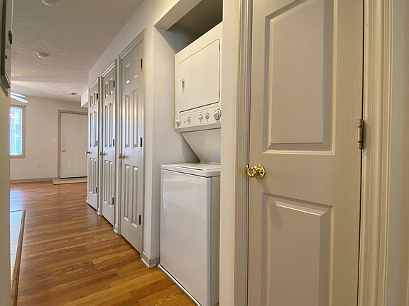 2nd image of 1431 Saratoga Ave #11242467