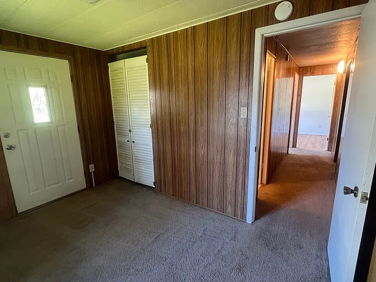 2074.5 Willeys Lake Rd — Photo 16