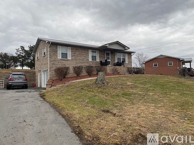 427 Britton Ave, Greeneville, TN 37743 Zillow