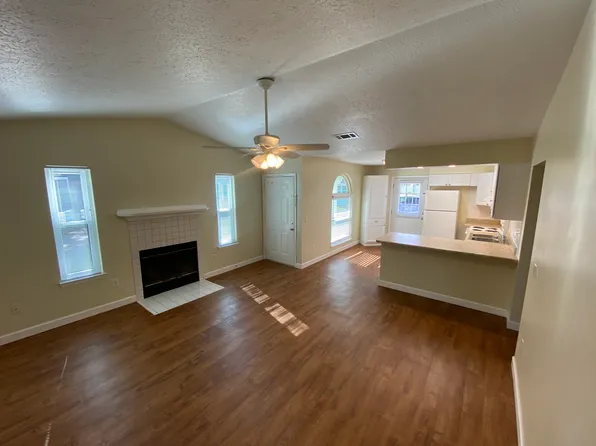 4713 E 6th St, Panama City, FL