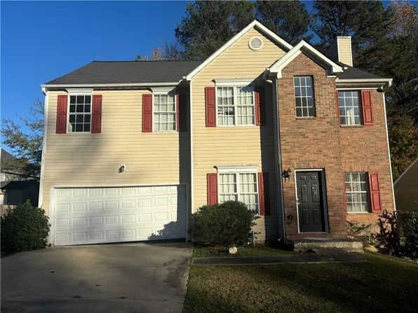 5750 Old Carriage Dr, Atlanta, GA 30349