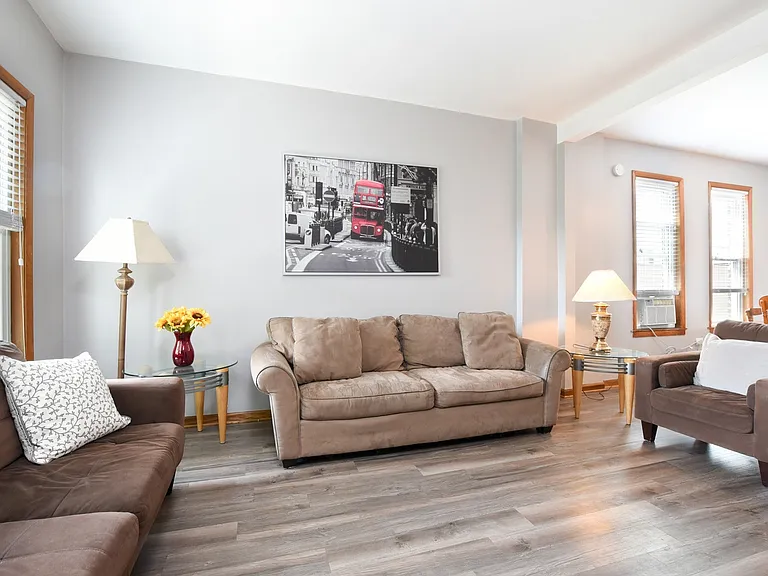 3336 S Parnell Ave #3 — Photo 3