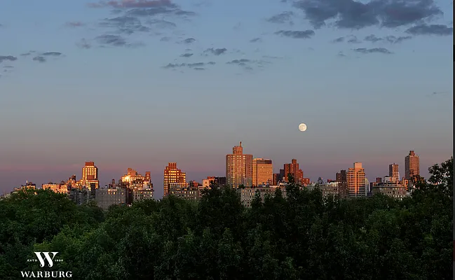 Sold by Warburg | media 16