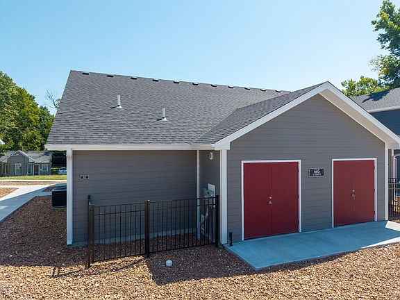 4th image of 605 N 4th St #102