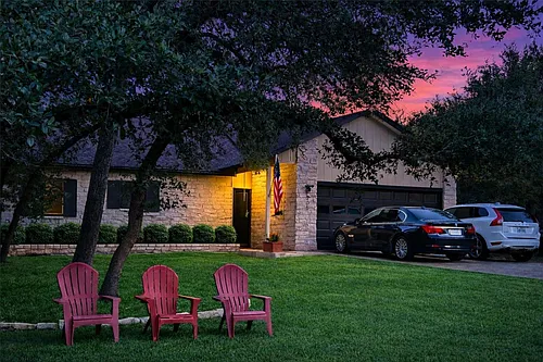 705 Lisa Dr Photo 1