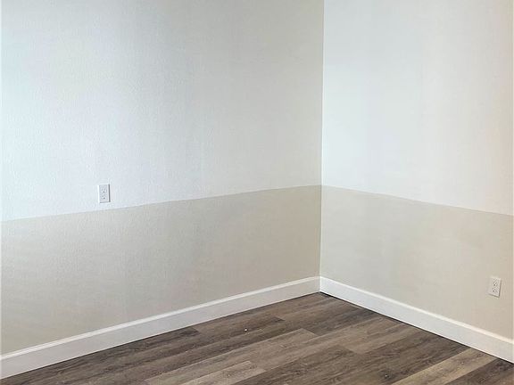 2nd image of 2561 Colorado Blvd #2