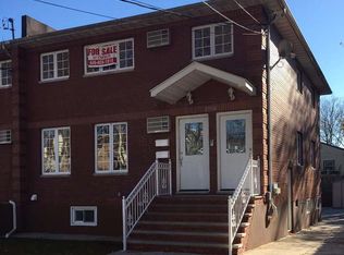 25506 148th Ave, Rosedale, NY 11422