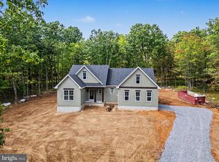 163 Grist Ct, Cross Junction, VA 22625